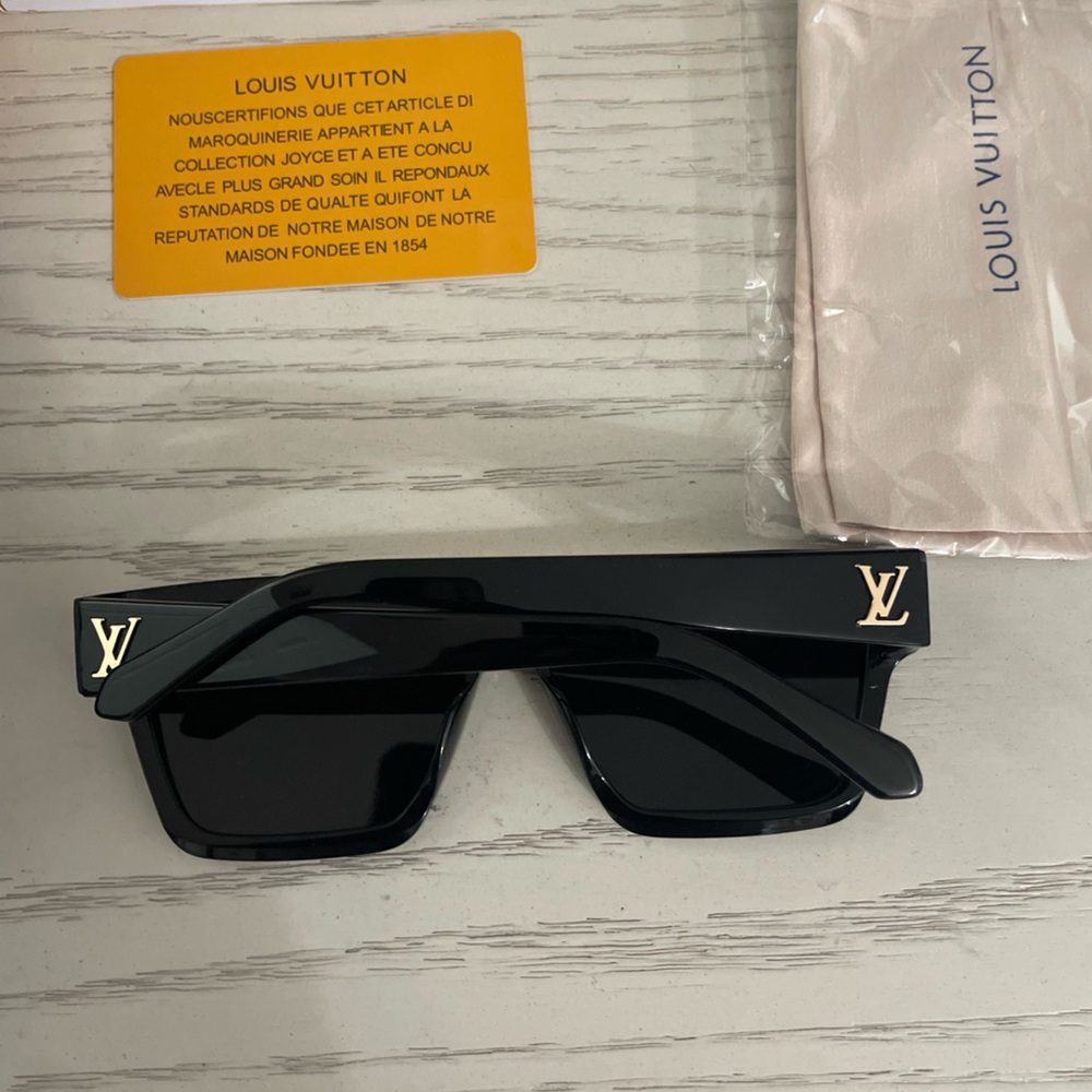 Louis Vuitton Black Sunglasses